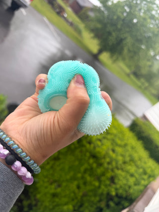 IN STOCK Smile Ball Squishy