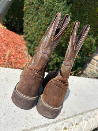 Justin’s women’s western boot