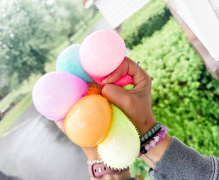 IN STOCK Smile Ball Squishy