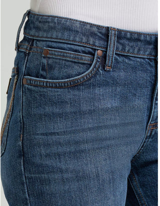 Wrangler Retro Mae Mid-Rise Boot Cut