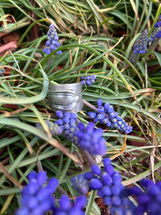 Q's Fork Rings