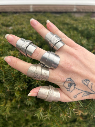 Qs Silverwear Saddle Rings