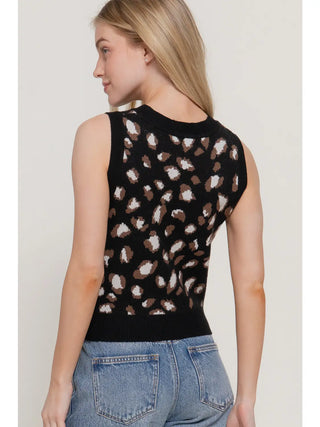 Sleeveless Round Neck Leopard Sweater Top